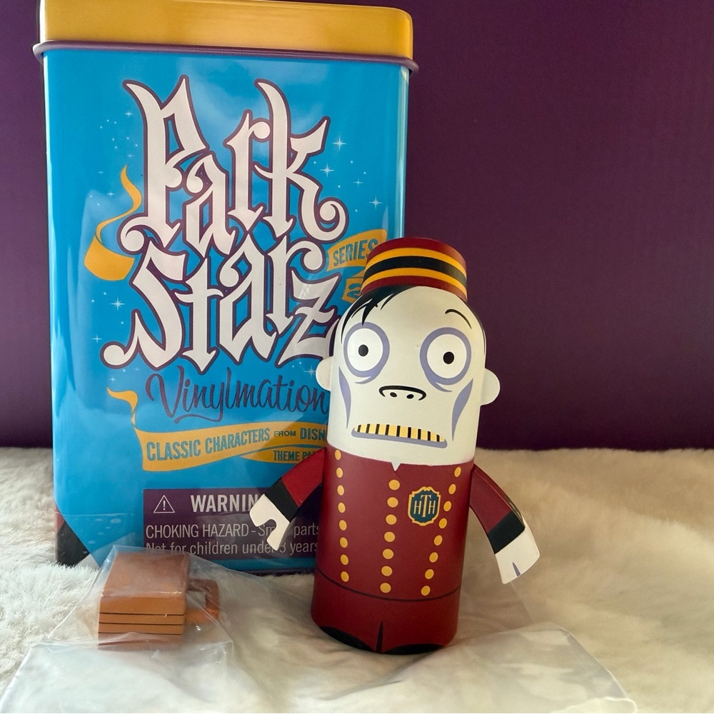 Disney Park Starz Series 2 Vinylmation - Bell Hop from Tower of Terror